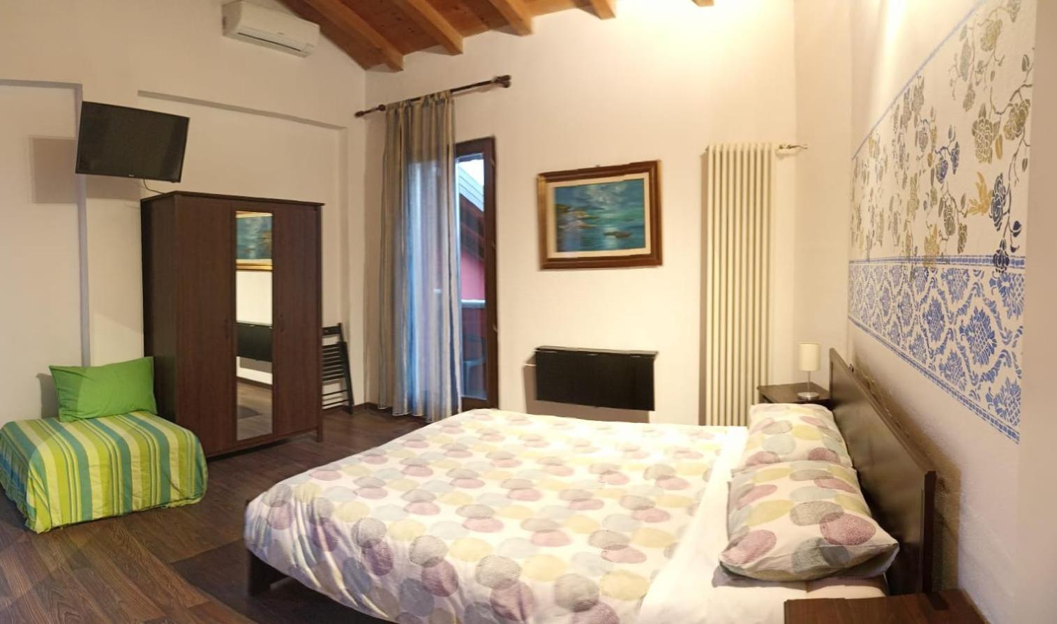 B&B Casa Mia デセンツァーノ・デル・ガルダ エクステリア 写真